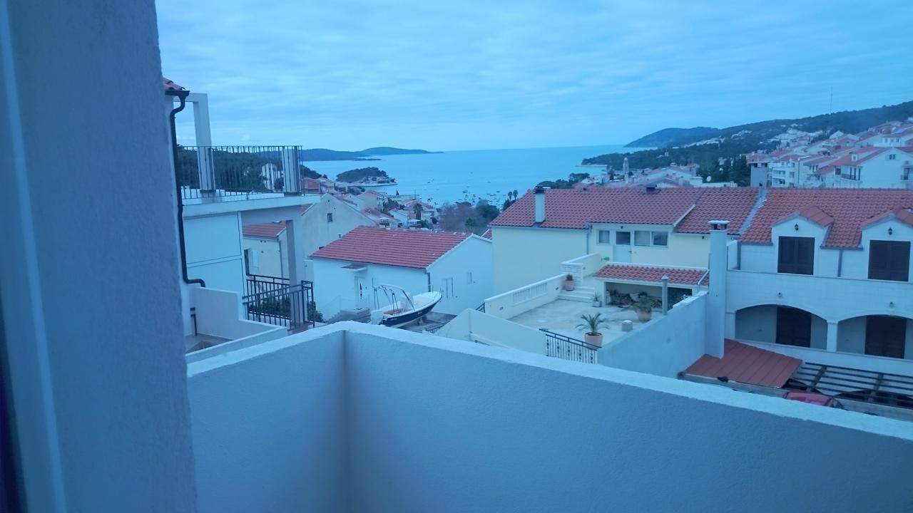 Villa Paladina ฮวาร์ ภายนอก รูปภาพ